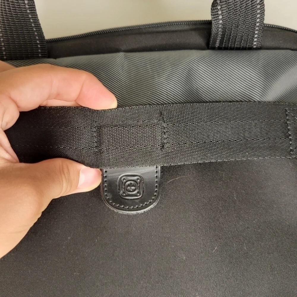 Wegner SwissGear Sherpa Black Laptop Double Slimcase Bag